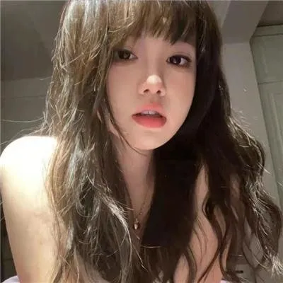 【真实绝症改编】《余命10年》小松菜奈坂口健太郎：得知自己只剩十年寿命，她决定不谈恋爱，却偏偏遇见了他